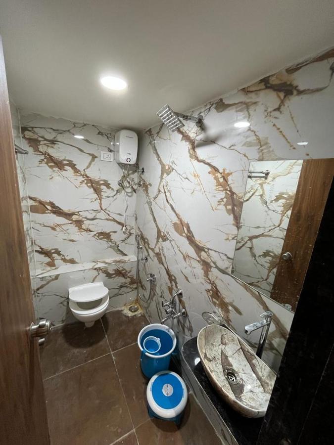 Hotel Paramount Villa Gandhinagar Eksteriør bilde