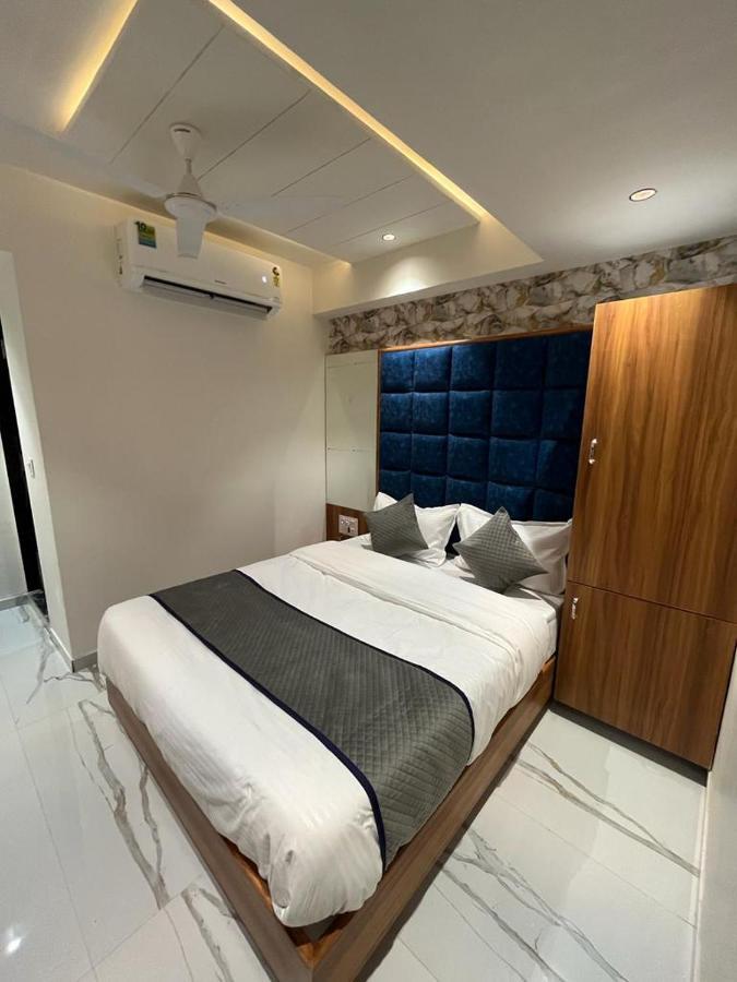 Hotel Paramount Villa Gandhinagar Eksteriør bilde