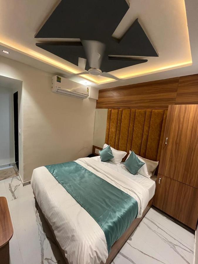 Hotel Paramount Villa Gandhinagar Eksteriør bilde